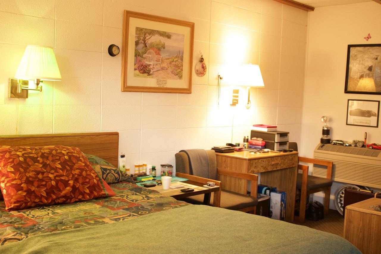 Lazy U Motel Rapid City Dış mekan fotoğraf