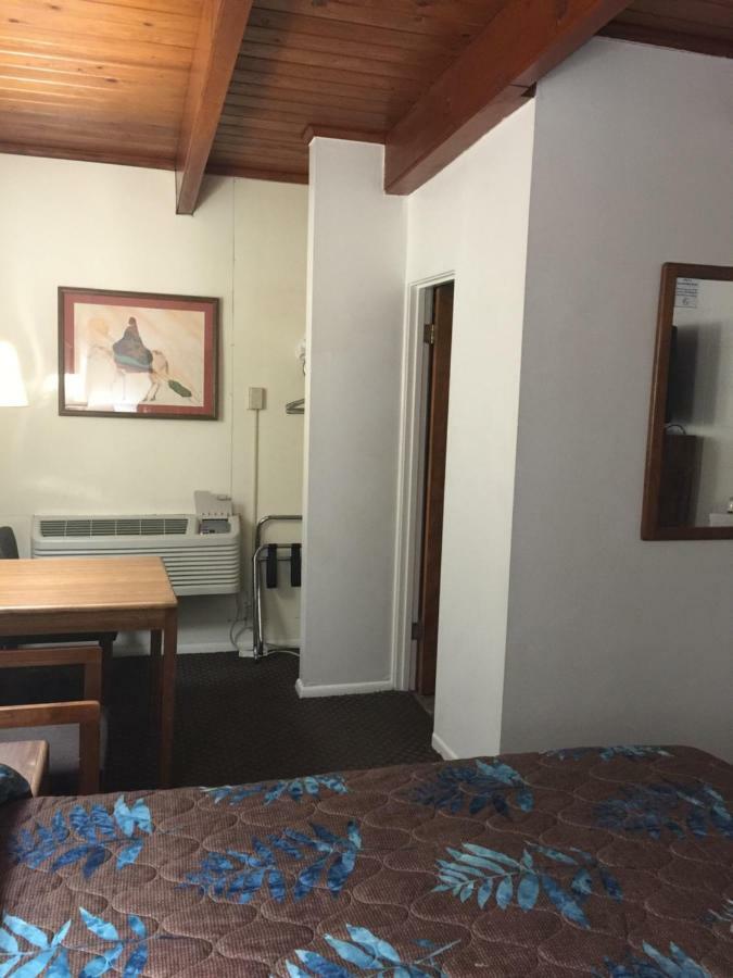 Lazy U Motel Rapid City Dış mekan fotoğraf